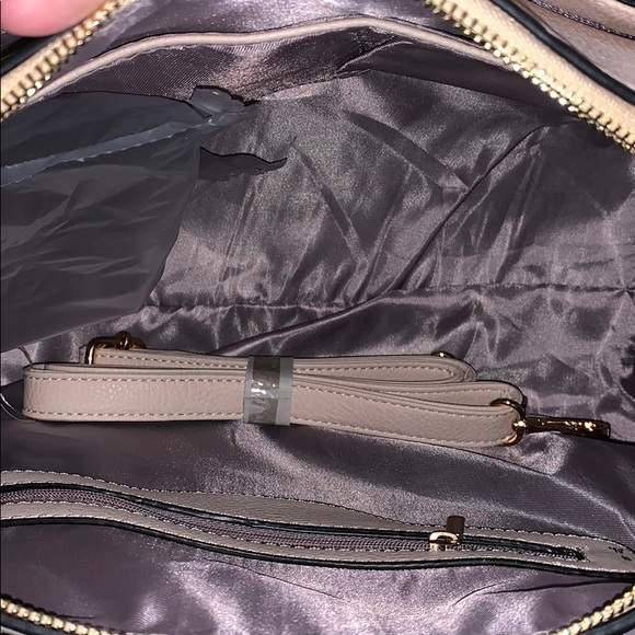 New purse - Picture 5 of 6